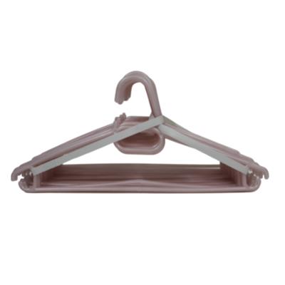 Hangers 20Pc White  West Pack Lifestyle